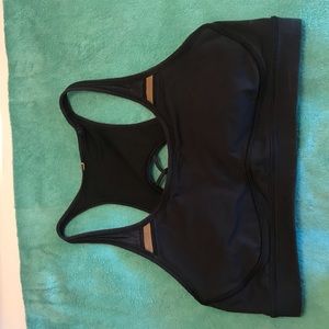 Crisscrossed black lululemom bra size 10